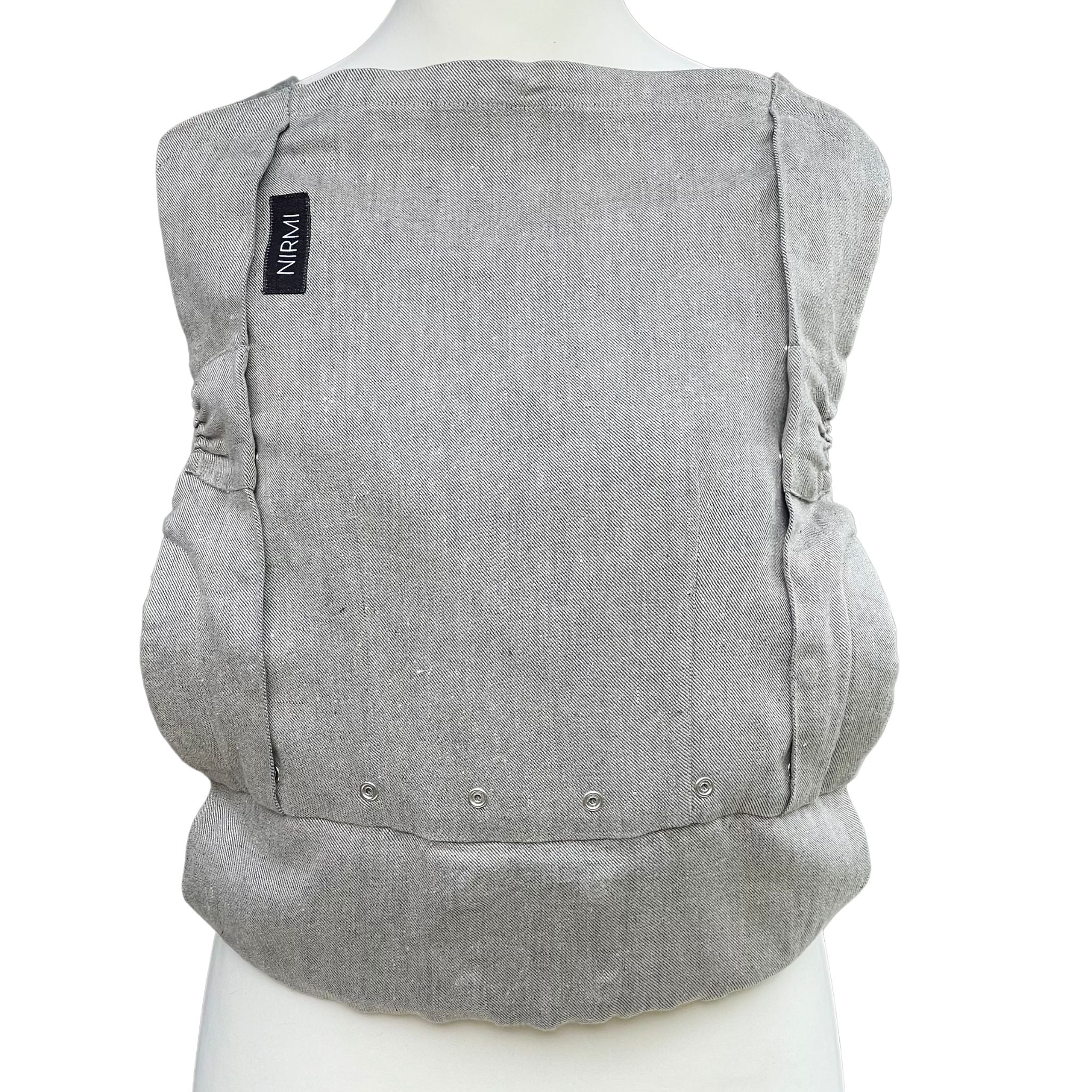 NIRMI baby carrier + €50 voucher for a patch of your choice